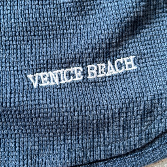 Cute beach shorts - Picture 2 of 3